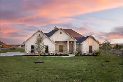 201 Oak Meadow Lane, Weatherford, TX 76085 - Photo 1