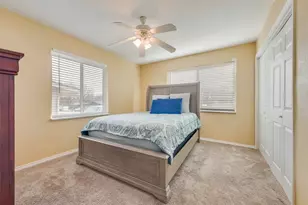 628 Elm St, Hurst, TX 76053 - Photo 10