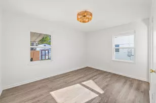 5465 Wayside Ave, Fort Worth, TX 76134 - Photo 12