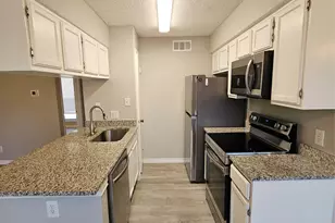 5750 Phoenix Dr, Dallas, TX 75231 - Photo 14