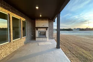 812 Valley Ridge Rd, Van Alstyne, TX 75495 - Photo 16