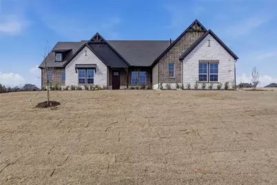 812 Valley Ridge Road, Van Alstyne, TX 75495 - Photo 2