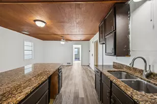 9242 Green Springs Cir, Sanger, TX 76266 - Photo 12