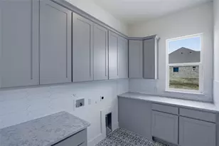 808 Valley Ridge Rd, Van Alstyne, TX 75495 - Photo 18