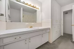 1812 Hilltop Ln, Pantego, TX 76013 - Photo 30