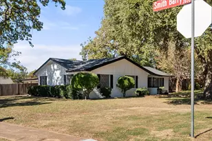 1812 Hilltop Ln, Pantego, TX 76013 - Photo 8