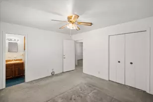 1812 Hilltop Ln, Pantego, TX 76013 - Photo 32