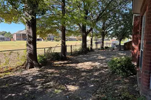 5901 Louisville Dr, Frisco, TX 75035 - Photo 38