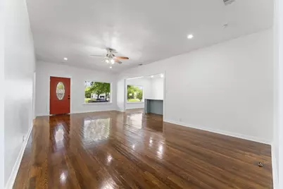 2405 Monroe Street, Commerce, TX 75428 - Photo 8