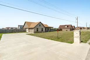 2387 County Rd 407, Nemo, TX 76070 - Photo 2