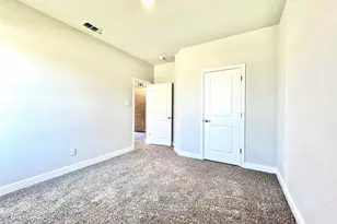 1600 Reed Dr, Krum, TX 76249 - Photo 8