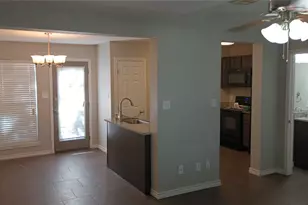 2004 Pecan St, Commerce, TX 75428 - Photo 4