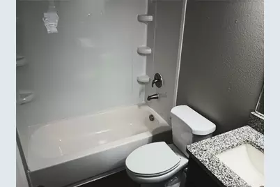 2004 Pecan Street #G, Commerce, TX 75428 - Photo 10