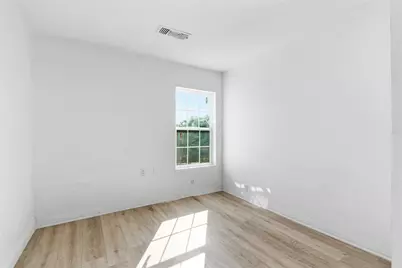 3229 Meadow Oaks Drive, Haltom City, TX 76117 - Photo 26