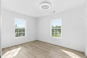 3229 Meadow Oaks Dr, Haltom City, TX 76117 - Photo 22