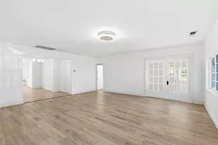 3229 Meadow Oaks Dr, Haltom City, TX 76117 - Photo 6