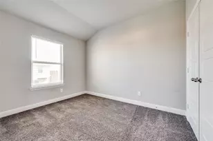 5002 Villas Dr, Sanger, TX 76266 - Photo 10