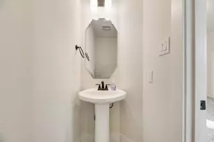 1055 Modesto Dr, Frisco, TX 75036 - Photo 18