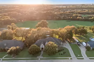 241 Masters Ln, Midlothian, TX 76065 - Photo 4