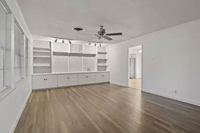 2007 E Park Row Drive, Arlington, TX 76010 - Photo 8