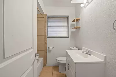 2007 E Park Row Drive, Arlington, TX 76010 - Photo 18