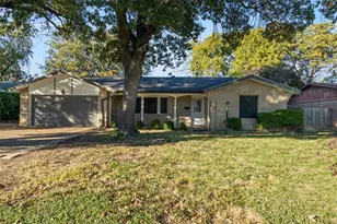 2007 E Park Row Dr, Arlington, TX 76010 - Photo 1