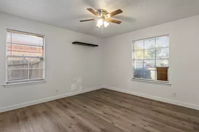 2007 E Park Row Drive, Arlington, TX 76010 - Photo 22