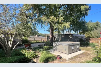 2626 Shoreline Drive, Sherman, TX 75092 - Photo 16