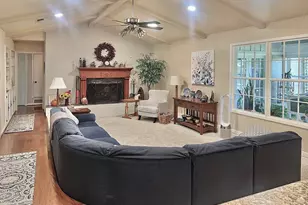 2626 Shoreline Dr, Sherman, TX 75092 - Photo 6