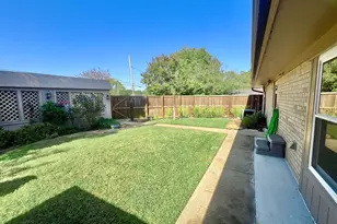 2626 Shoreline Dr, Sherman, TX 75092 - Photo 14