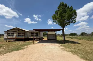 609 Clover Ln, Possum Kingdom Lake, TX 76449 - Photo 4