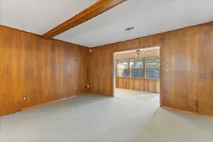 10714 Grove Oaks Blvd, Dallas, TX 75217 - Photo 10