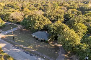 10714 Grove Oaks Blvd, Dallas, TX 75217 - Photo 4