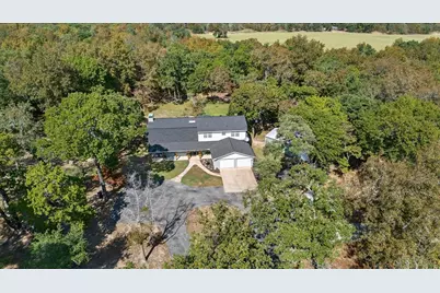 1 Wildflower Lane, Athens, TX 75751 - Photo 2