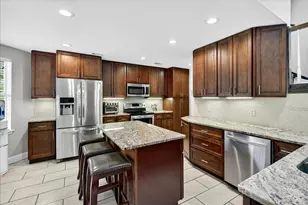 1 Wild Flower Ln, Athens, TX 75751 - Photo 4