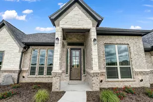 1991 Johnnie Dr, Springtown, TX 76082 - Photo 2