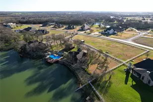 541 Hidden Lakes Blvd, Gunter, TX 75058 - Photo 4