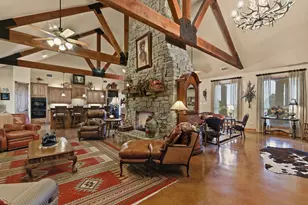 135 Serrano Ct, Weatherford, TX 76087 - Photo 4