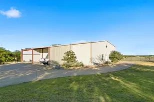 135 Serrano Ct, Weatherford, TX 76087 - Photo 26