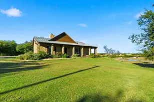 135 Serrano Ct, Weatherford, TX 76087 - Photo 24