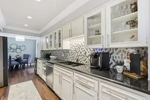 15922 Archwood Ln, Dallas, TX 75248 - Photo 8