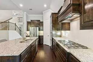 807 Dove Trl, Euless, TX 76039 - Photo 18