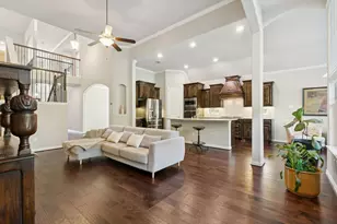 807 Dove Trl, Euless, TX 76039 - Photo 12