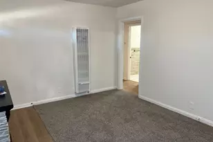 421 Seaman St, Fort Worth, TX 76111 - Photo 4