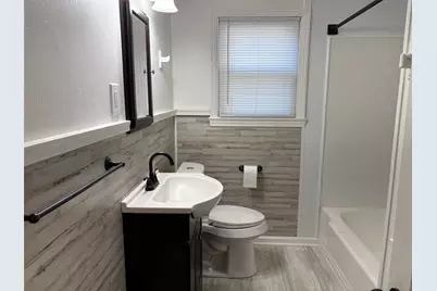 421 Seaman Street, Fort Worth, TX 76111 - Photo 8