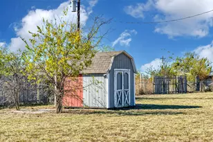 368 Green Branch Rd, Weatherford, TX 76085 - Photo 36