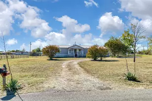368 Green Branch Rd, Weatherford, TX 76085 - Photo 2