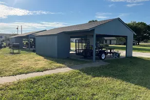 213-215 W Cedar St, Gunter, TX 75058 - Photo 8