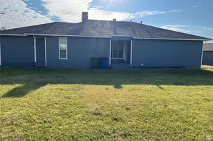 213-215 W Cedar St, Gunter, TX 75058 - Photo 4