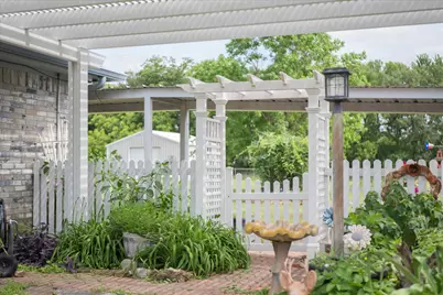 107 Fort Graham Circle, Waco, TX 76705 - Photo 6